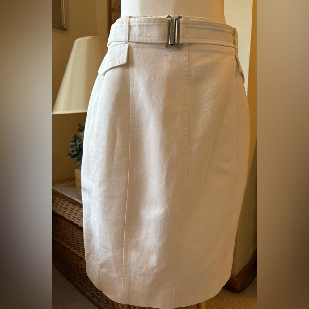 Akris Punto Cream Pencil Skirt with Belt